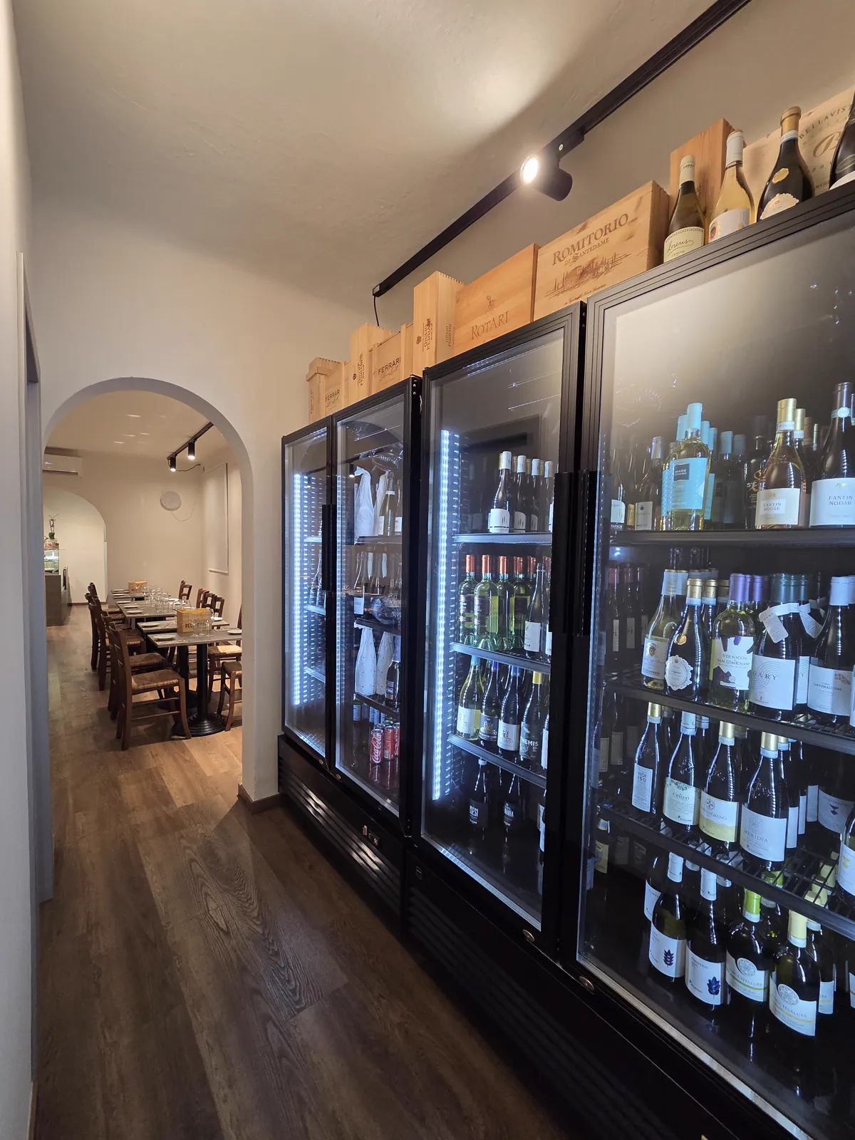 Da Andrea, Casorezzo — La cantina refrigerata
